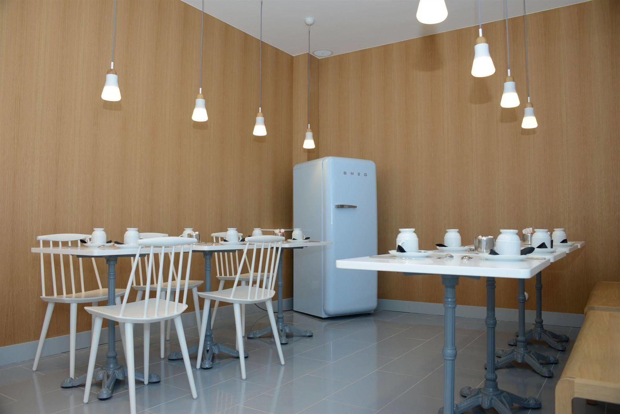 Hotel Le Lapin Blanc Παρίσι Εξωτερικό φωτογραφία
