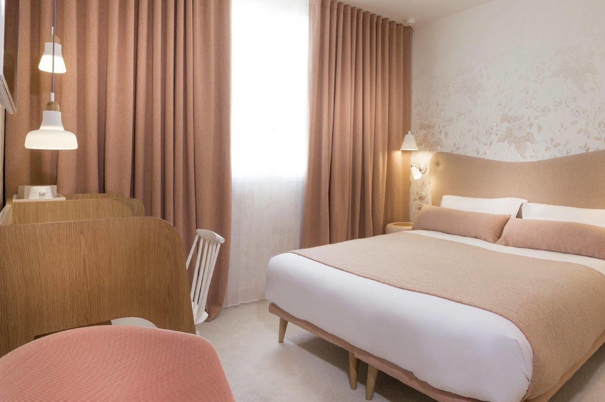 Hotel Le Lapin Blanc Παρίσι Εξωτερικό φωτογραφία