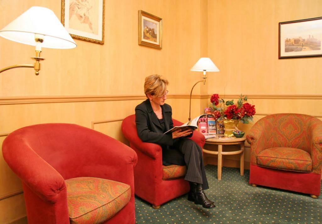 Hotel Le Lapin Blanc Παρίσι Εξωτερικό φωτογραφία